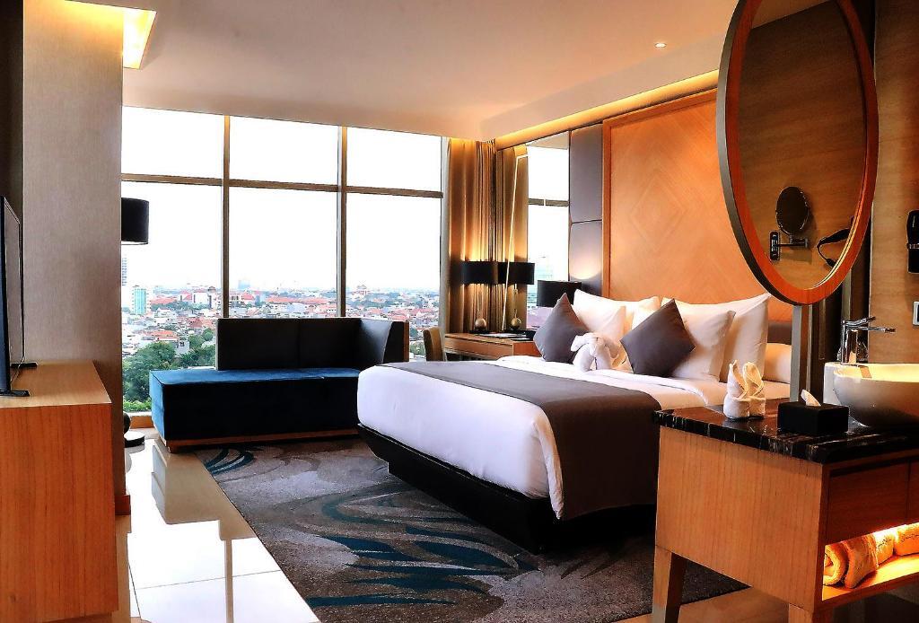 Hotel Morazen Surabaya Exterior foto
